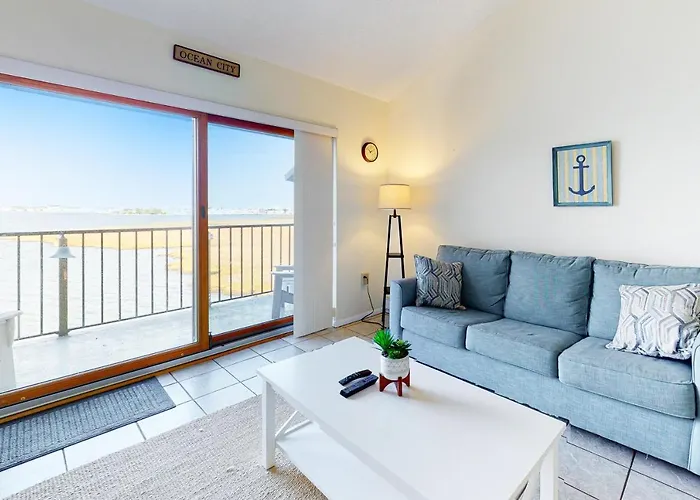Pintail Point Apartment