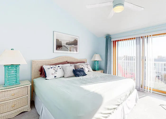 Pintail Point Apartment *