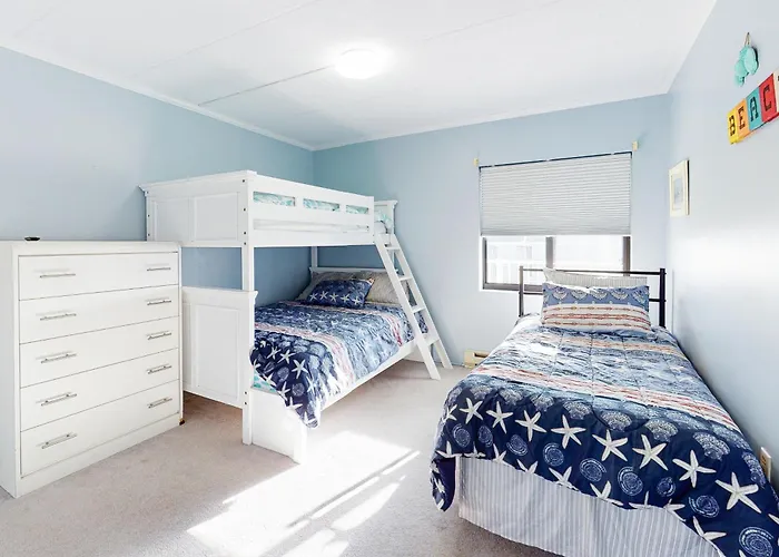 Pintail Point Apartment