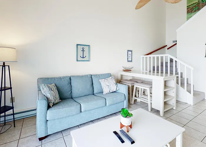 Pintail Point Apartment *