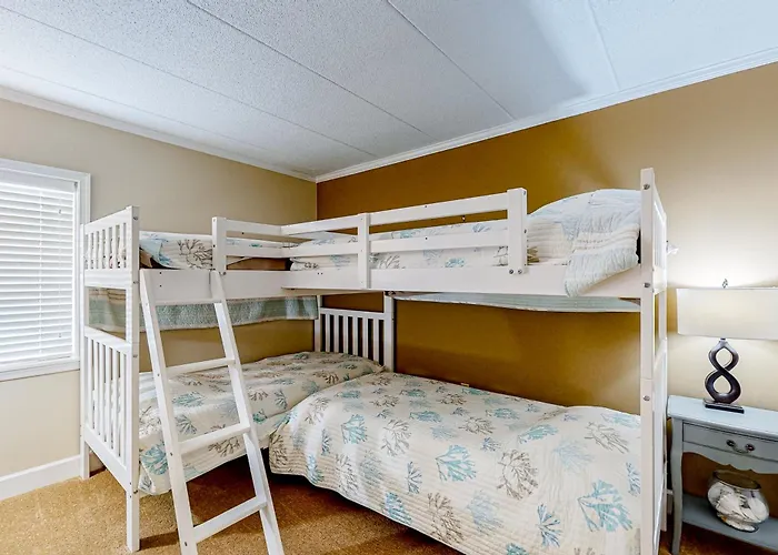 Pintail Point Apartment *